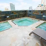 U-GO Palmetto Beach - Lujo Frente al Mar